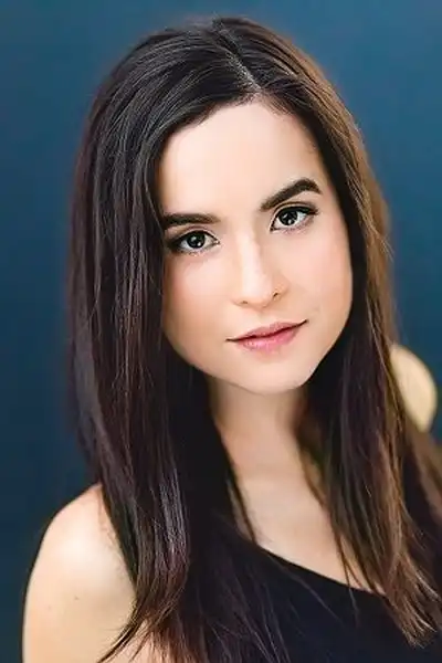 Jenny Raven headshot
