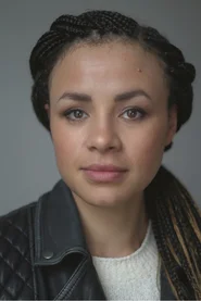 Carlyss Peer headshot