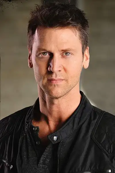 Sean Rogerson headshot