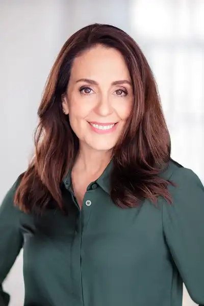 Jacqueline Ann Steuart headshot