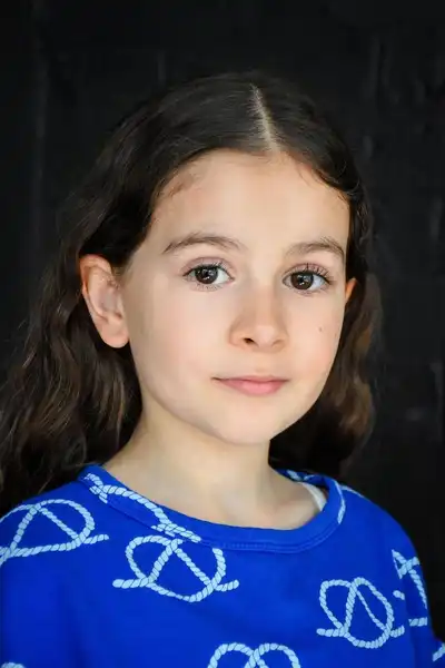 Isla McRae headshot