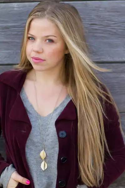 Vivien Endicott-Douglas headshot