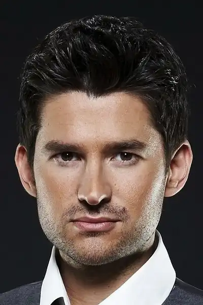 Matt Dusk headshot