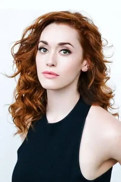 Sarah Power headshot