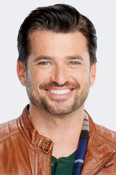 Wes Brown headshot