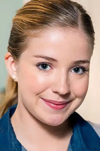 Hannah Endicott-Douglas headshot