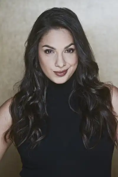 Lara Amersey headshot