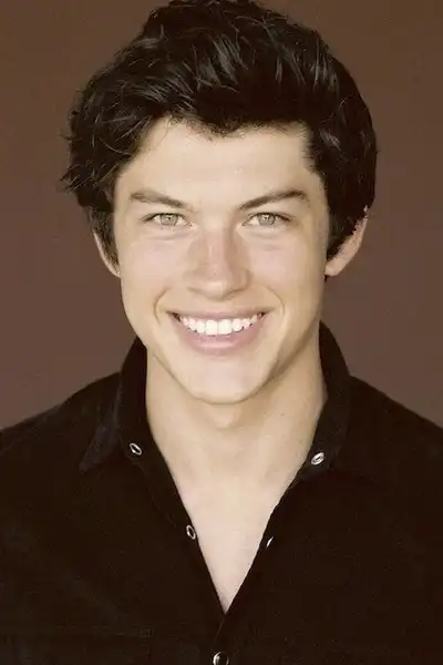 Graham Phillips headshot