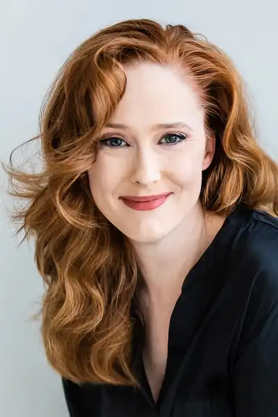 Kristen Harris headshot