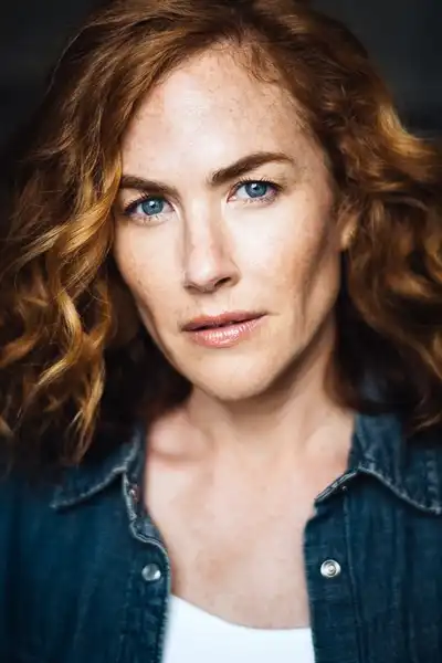 Caroline Duncan headshot