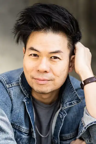 Vincent Tong headshot