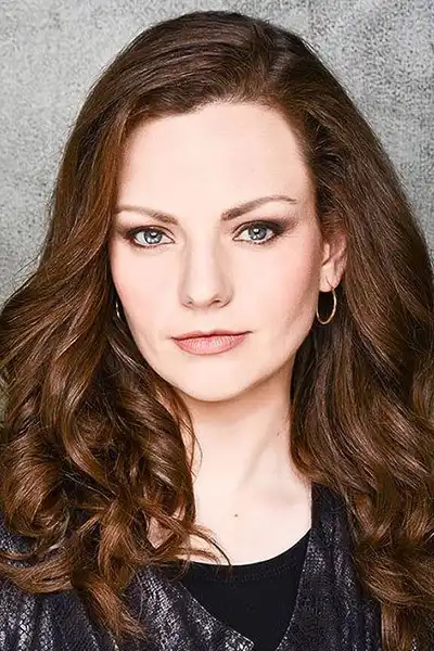 Bridget Wareham headshot