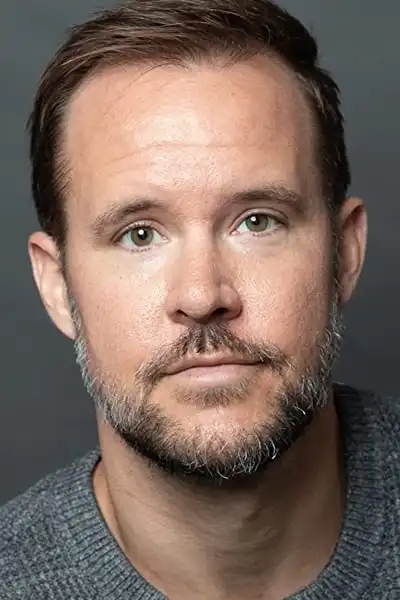Alan Wells headshot