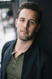 Ian Ronningen headshot