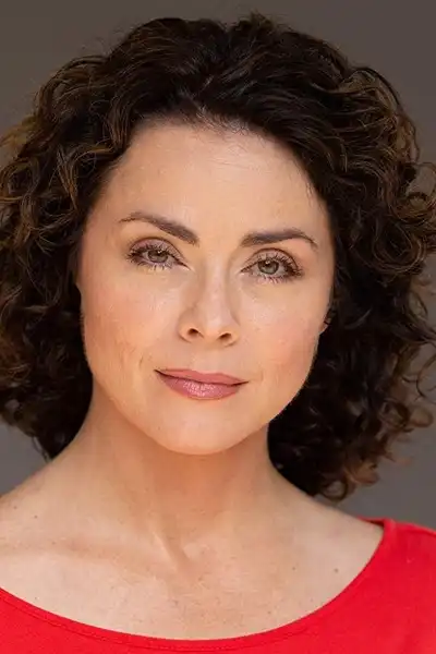Melanie Nelson headshot