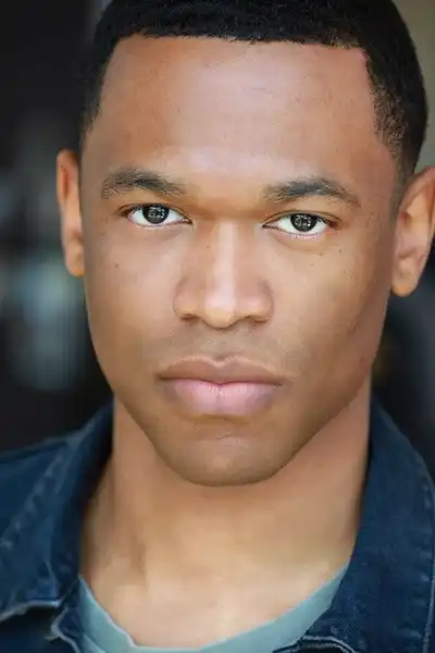 Harrison Knight headshot
