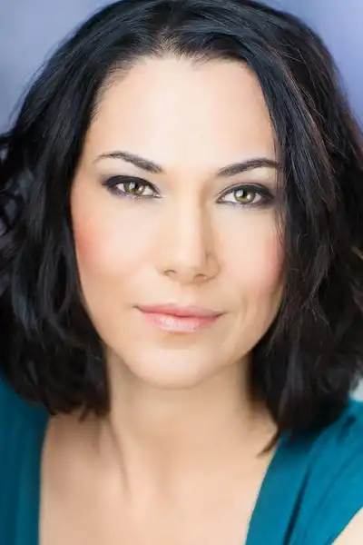Kyra Zagorsky headshot
