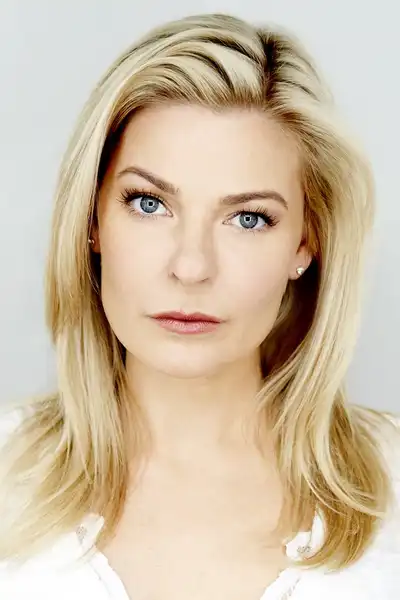 Kylee Evans headshot