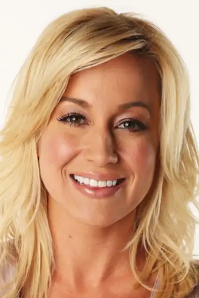 Kellie Pickler headshot