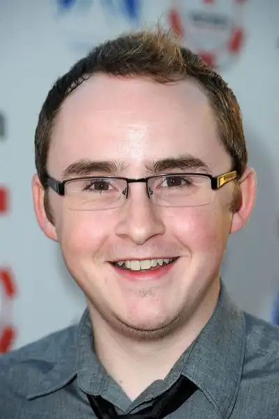 Kevin Covais headshot