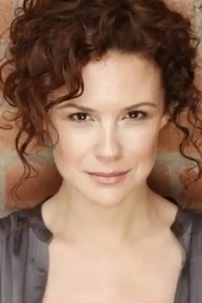 Angela Besharah headshot