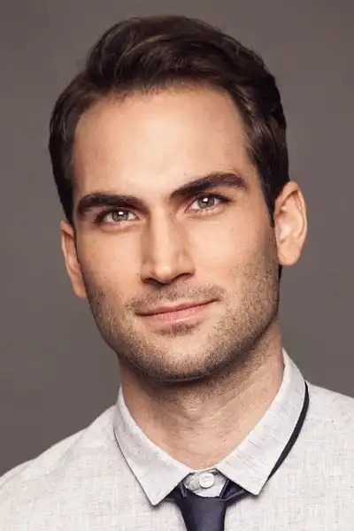 Giles Panton headshot
