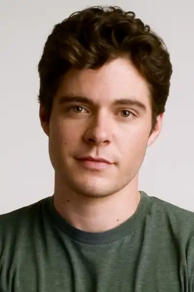 Ben Lewis headshot