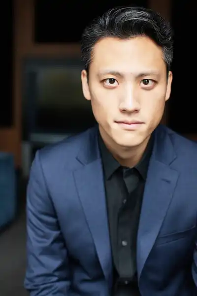 Anthony Shim headshot
