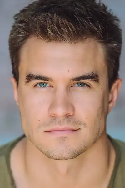 Rob Mayes headshot