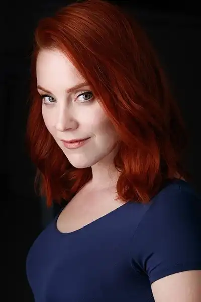 Teagan Vincze headshot