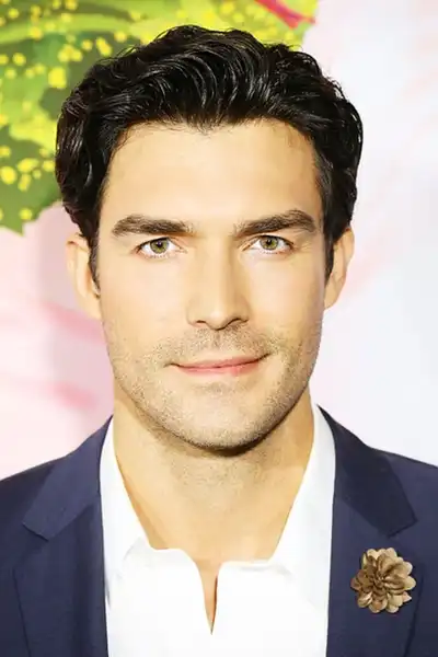 Peter Porte headshot
