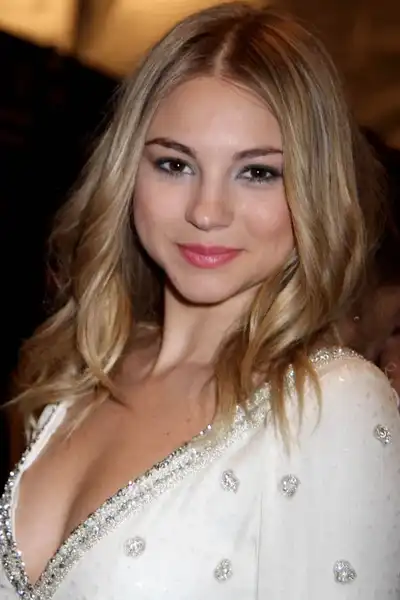 Allie Gonino headshot