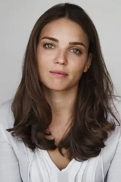 Ruby Kammer headshot