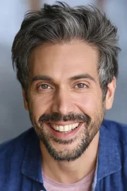 Yurj Buzzi headshot