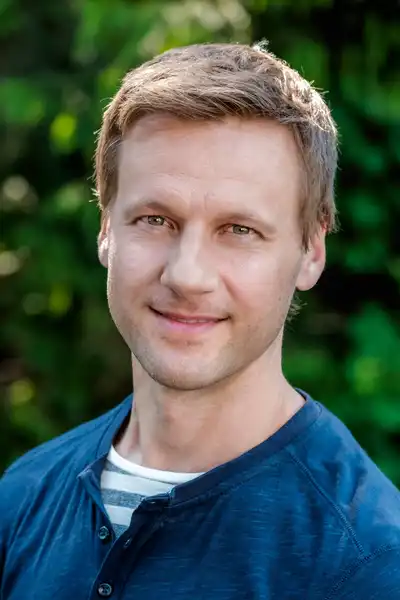 Jason Cermak headshot