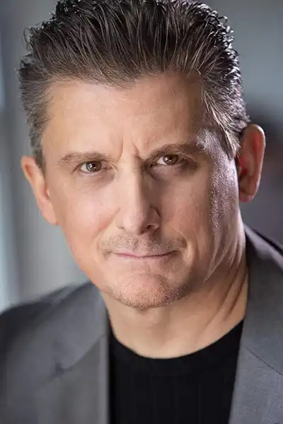 Greg Canestrari headshot