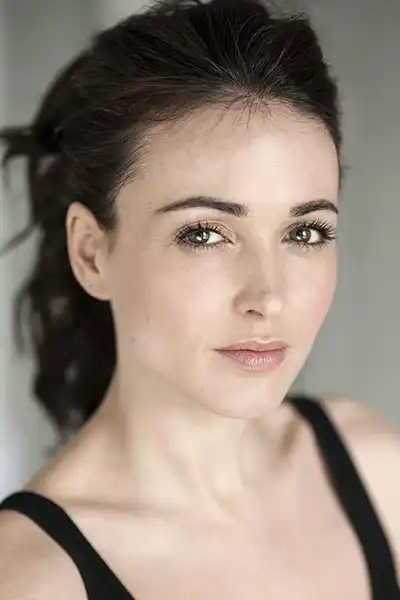 Karen Hassan headshot