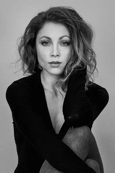 Leah Gibson headshot
