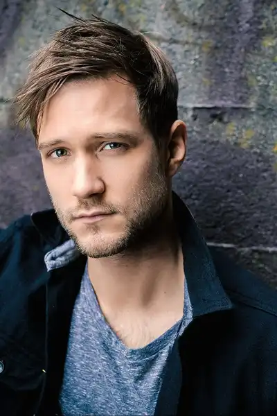 Andrew Jenkins headshot