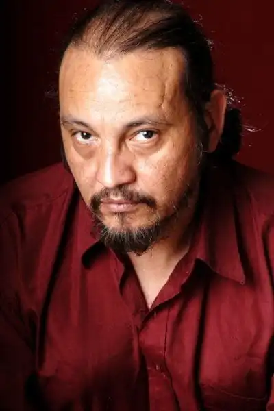 Luis Javier headshot