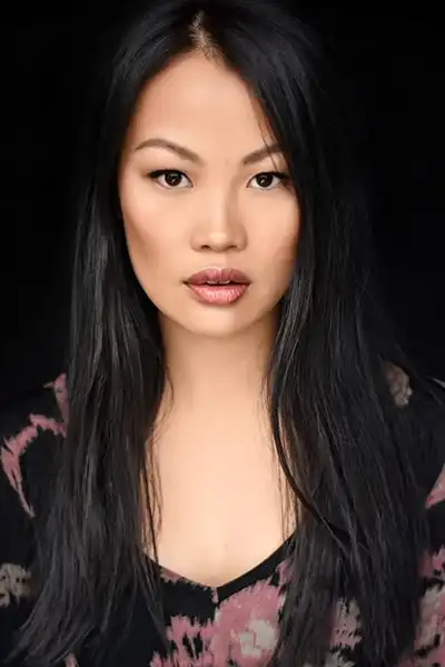 Nhi Do headshot