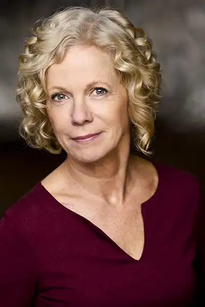 Penny Eizenga headshot