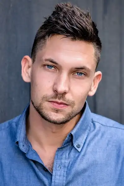 Kyle Mac headshot