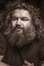 Toby Hargrave headshot
