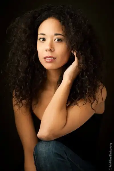 Lydia Campbell headshot