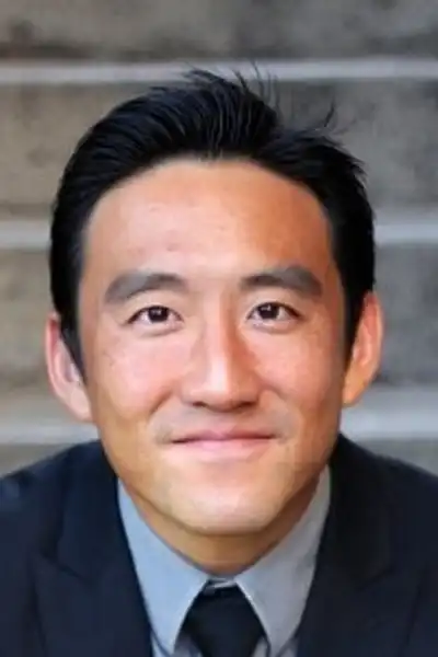 Nolan Hong headshot