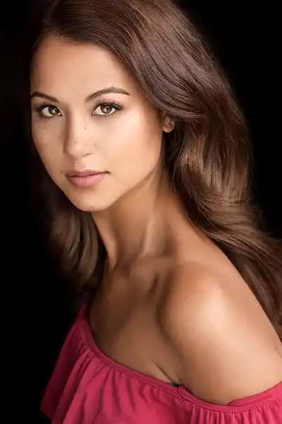 Nicole Major headshot