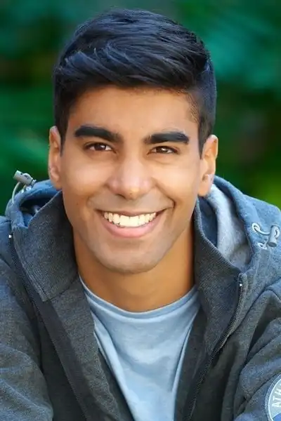 Raymond Ablack headshot