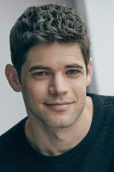 Jeremy Jordan headshot