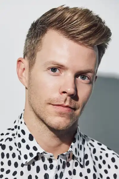 Brian Dare headshot